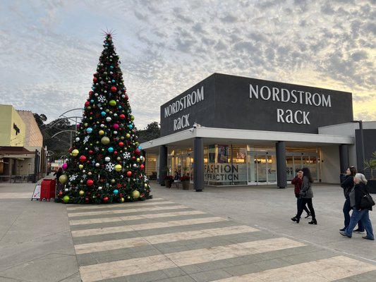 Mission Valley by null