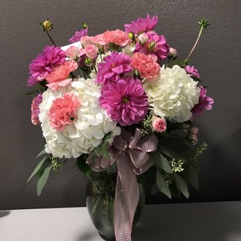 S & E Wholesale Flowers - Flowers & Gifts Near Me - San Bernardino, California S & E Wholesale Flowers - Flowers & Gifts Near Me - San Bernardino, California