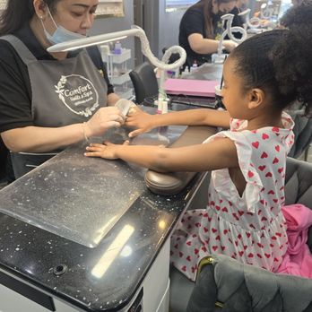 Comfort Nails & Spa - Nail Salons Near Me - Puyallup, Washington