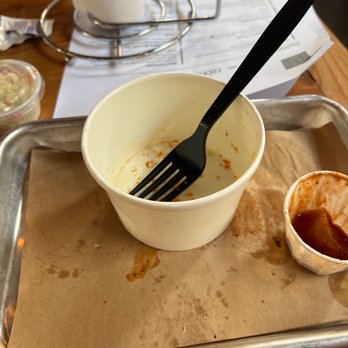 Lucius Q - Empty Mac and cheese bowl - Barbeque Near Me - Cincinnati, Ohio Lucius Q - Empty Mac and cheese bowl - Barbeque Near Me - Cincinnati, Ohio