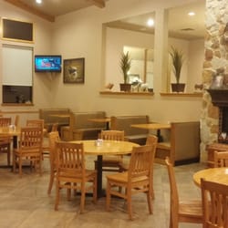 Bull's Pen Cafe - The front dining room.