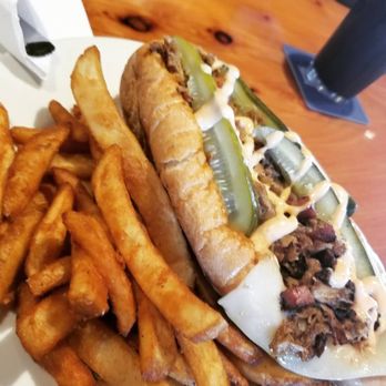 Slanted Tree Kitchen & Taproom - Burgers Near Me - Fairfield, California