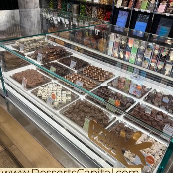 Venchi - Chocolatiers & Shops Near Me - New York, New York