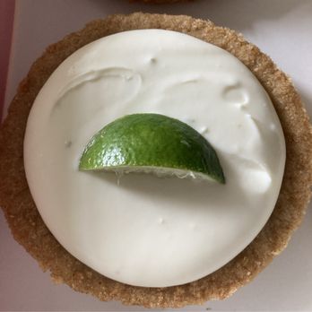 Crumbl - New Caney - Key lime pie - Bakeries Near Me - East New Caney, Texas Crumbl - New Caney - Key lime pie - Bakeries Near Me - East New Caney, Texas