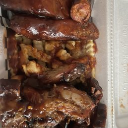 Link & Tip Combo mixed hot & mild sauce. Link & Tip Combo mixed hot & mild sauce.