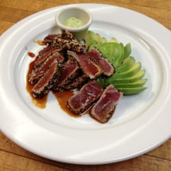 Red Restaurant - Tuna avocado special