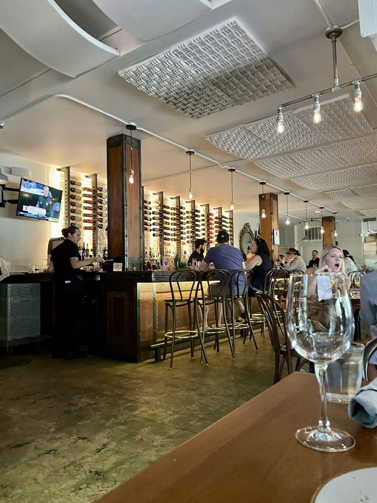 Dilworth Tasting Room