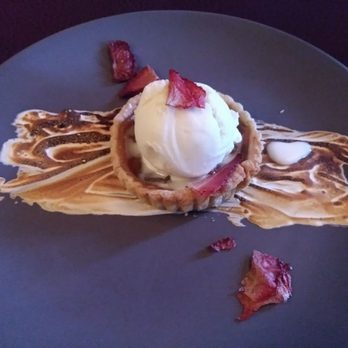 Union Grille Restaurant - Strawberry lemon curd tartlet with marshmallow crisp - Steakhouses Near Me - Fort Benton, Montana Union Grille Restaurant - Strawberry lemon curd tartlet with marshmallow crisp - Steakhouses Near Me - Fort Benton, Montana