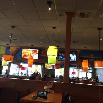 Applebee's Grill + Bar - Several large screens - Sports Bars Near Me - Chula Vista, California