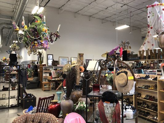 ST. VINCENT DE PAUL THRIFT STORE - 39 Photos & 82 Reviews - 901 W