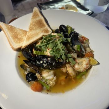 Haus Lounge - Garlic and shrimp - Lounges Near Me - La Mirada, California