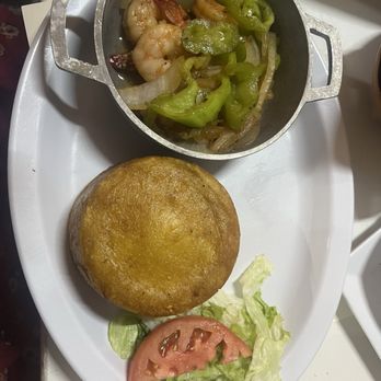 El Jibarito - Garlic shrimp with trifongo - Latin American Near Me - San Juan, Puerto Rico El Jibarito - Garlic shrimp with trifongo - Latin American Near Me - San Juan, Puerto Rico