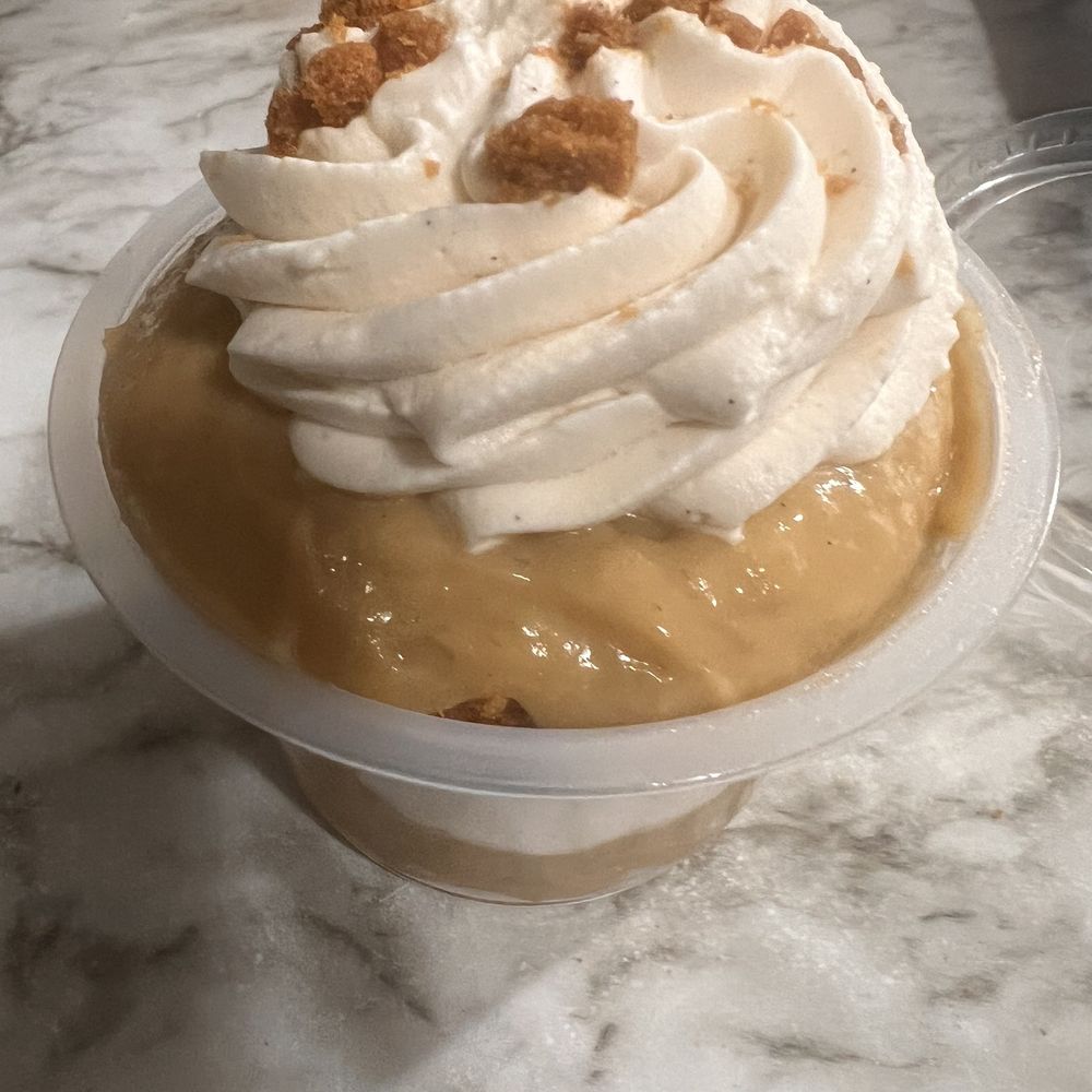 Bar-Q - Why is the banana pudding brown...... no bananas just call it banana flavored pudding. - Southern Near Me - Norfolk, Virginia Bar-Q - Why is the banana pudding brown...... no bananas just call it banana flavored pudding. - Southern Near Me - Norfolk, Virginia