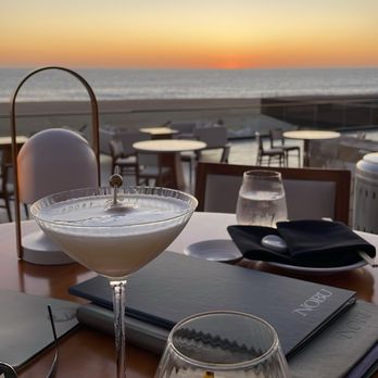Nobu Restaurant - Lychee martini & the garden - Japanese Near Me - Cabo San Lucas, BCS