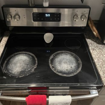 Clean Hand - After Kitchen Deep Clean - Home Cleaning Near Me Clean Hand - After Kitchen Deep Clean - Home Cleaning Near Me