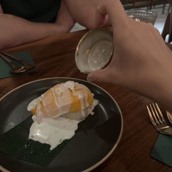 Mitr Thai - Mango sticky Rice - Thai Near Me - New York, New York Mitr Thai - Mango sticky Rice - Thai Near Me - New York, New York
