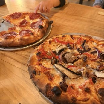 Johnny Mo's Pizzeria - Mini (personal size) Classic NY Pepperoni &  Mini (personal size) University Bridge - Pizza Near Me - Edmonds, Washington