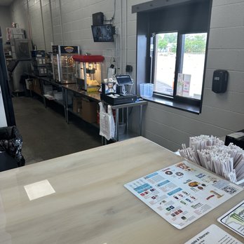 FiiZ Drinks - Drive-thru window from inside. - Juice Bars & Smoothies Near Me - Rio Rancho, New Mexico