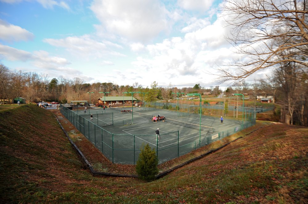 Riverside Tennis Club Logo