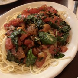 Garlic tomato basil pasta Garlic tomato basil pasta