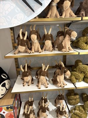 FAO Schwarz by null