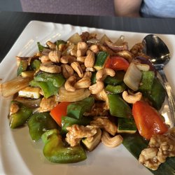 Chi Dim Sum - Cashew chicken