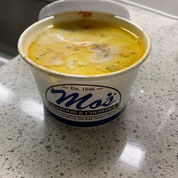 Mo's Seafood & Chowder - Clam chowder - Seafood Near Me - Seaside, Oregon