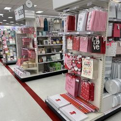 Target - So much cute Valentine's Day stuff!