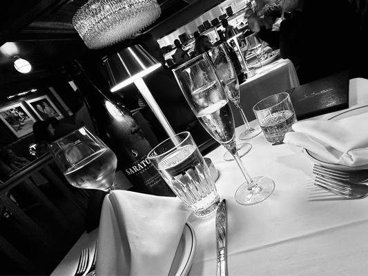 Sinatra Bar & Lounge by null