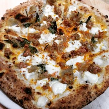 Pizzeria Libretto - House-Made Sausage Pizza - Pizza Near Me - Toronto, Ontario