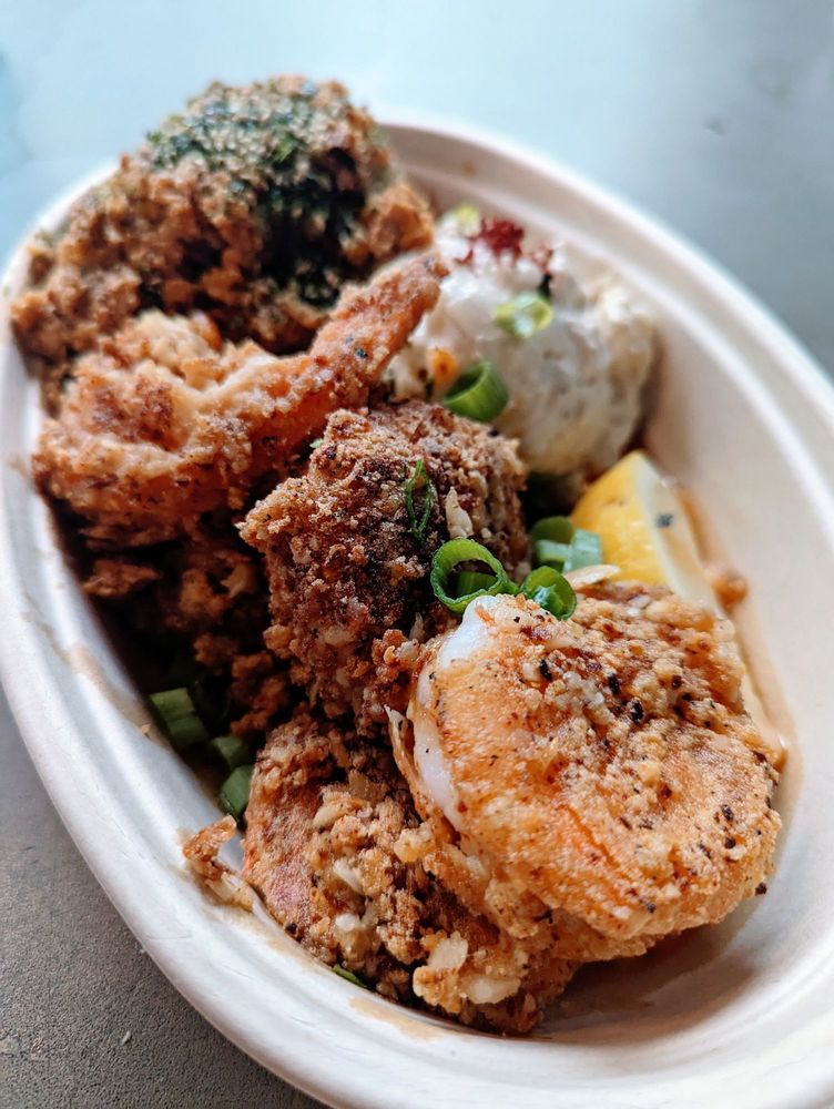 BROKEN MOUTH | Lee's Homestyle