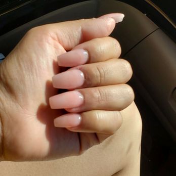 Berkeley Pinkies - Closer look - Nail Salons Near Me - Berkeley, California
