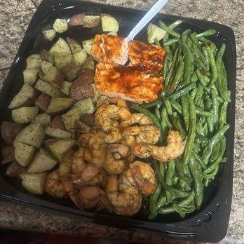 Sprouts Farmers Market - Salmon, shrimp, green beans and potatoes - Grocery Near Me - Birmingham, Alabama Sprouts Farmers Market - Salmon, shrimp, green beans and potatoes - Grocery Near Me - Birmingham, Alabama