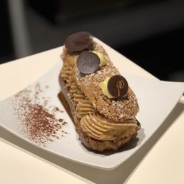 Eclairs