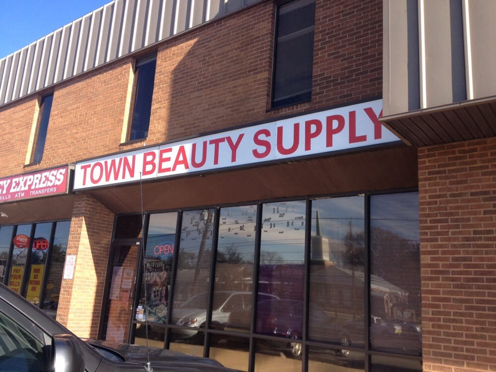 TOWN BEAUTY SUPPLY Updated November 2024 615 S Frederick Ave