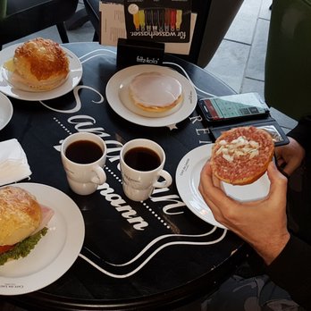 Sandkorn - Tiedemann - Kaffee und belegte Brötchen - Bakeries Near Me - Cuxhaven, NI