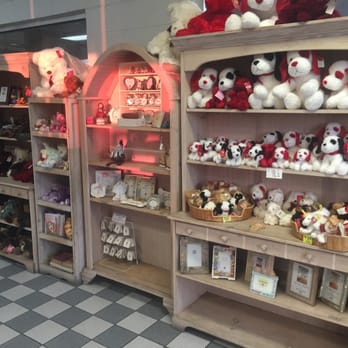 Mainland Car Wash - Plus a novelty shop for other purchases - Auto Detailing Near Me - Texas City, Texas Mainland Car Wash - Plus a novelty shop for other purchases - Auto Detailing Near Me - Texas City, Texas