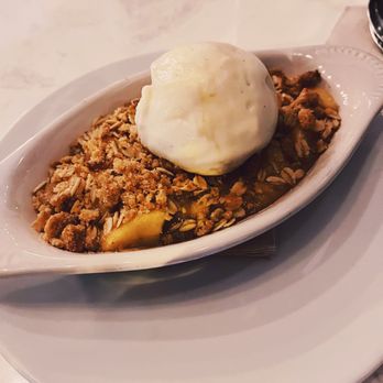 Odd Duck - Apple Crumble - American Near Me - Austin, Texas Odd Duck - Apple Crumble - American Near Me - Austin, Texas
