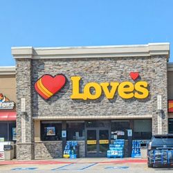 Love's Travel Stop - Exterior