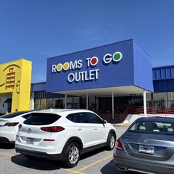 Rooms To Go Outlet