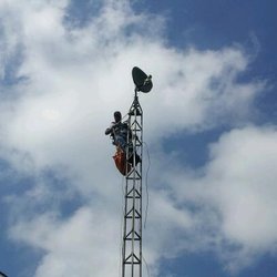 Unwired LLC Internet & TV Solutions - Small Tower Climb