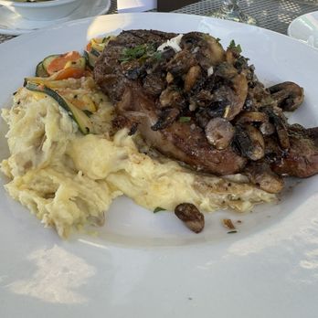 Lombardi's Italian Restaurant - Ribeye with mashed potatoes and vegetables - Italian Near Me - Bellingham, Washington