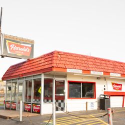 Harold's Drive In