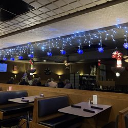 Mama Mia's - Holiday decor