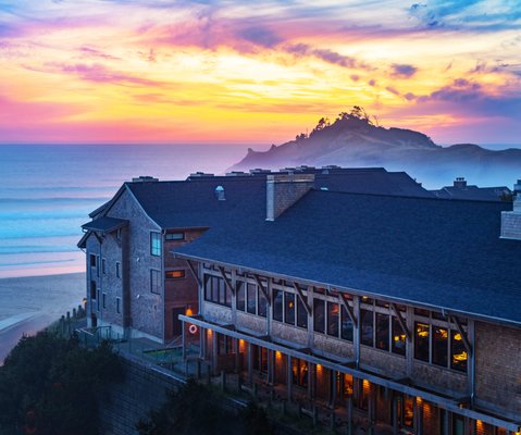 Headlands Coastal Lodge & Spa by null
