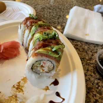 SanSai - Another hard, flavorless sushi roll - PASS! - Japanese Near Me - Santa Monica, California SanSai - Another hard, flavorless sushi roll - PASS! - Japanese Near Me - Santa Monica, California