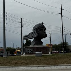 Stutz Sculpture