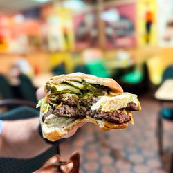 Garys Barbecue - Cheese burger