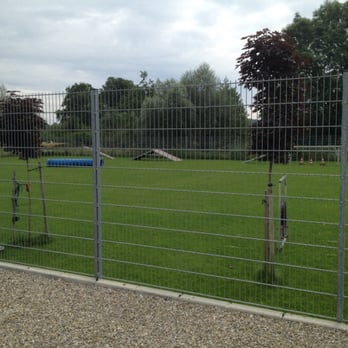 Hundehotel Satke - Pet Boarding Near Me - Geltendorf, BY Hundehotel Satke - Pet Boarding Near Me - Geltendorf, BY