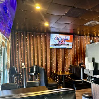 Las Rikuras De Weston - Cool lighting - Colombian Near Me - Weston, Florida